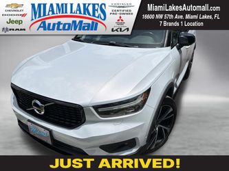 2021 Volvo XC40