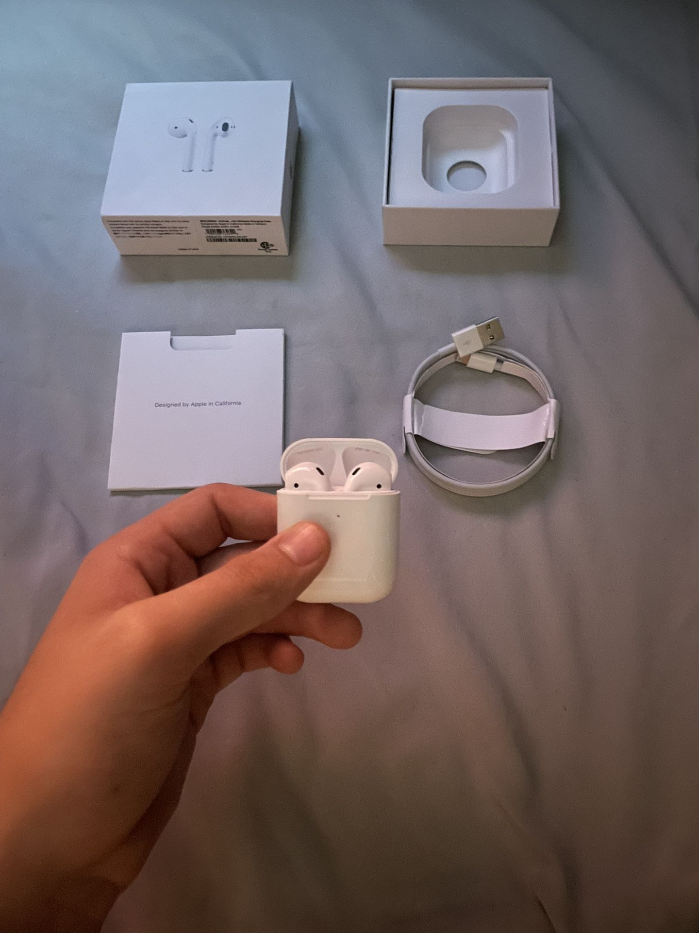 Apple AirPods 1st Generation