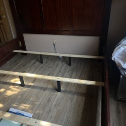 king size bed $100