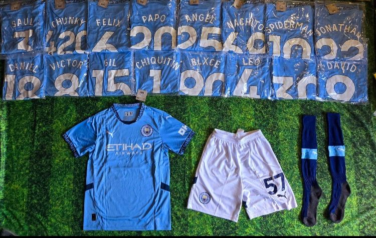 Soccer uniforms uniformes de fútbol playeras playera fútbol Set includes full kits conjuntos completos uniformes para equipos equipo 👇READ THE DETAIL