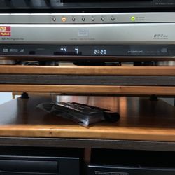 DVD/CD Player JVC 7 Disc Play & Exchange