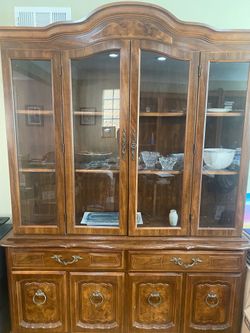 Lovely Vintage China Cabinet Breakfront