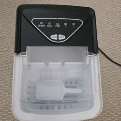 Frigidaire  Counter Top ICE Maker