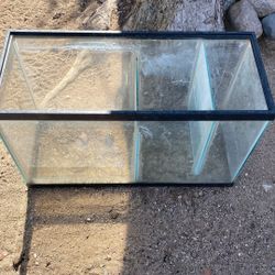 $10 Fish Tanks 