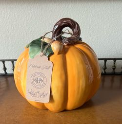 New Fitz & Floyd Pumpkin Figurine
