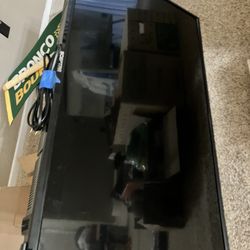 40” Sceptre TV With Wall Mount