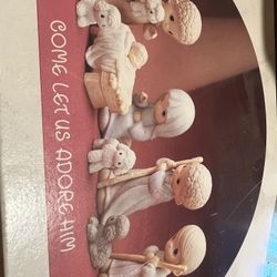 Precious Moments Nativity Set 