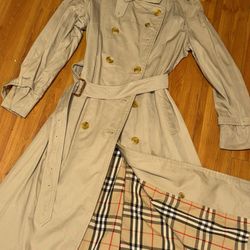 Burberry Trench 