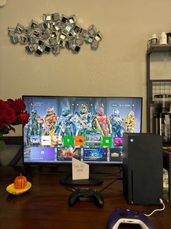 XBOX SERIES X 1TB + 32” Monitor + 2 Controllers – $500 OBO