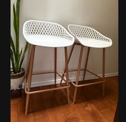 Modern stools (2)