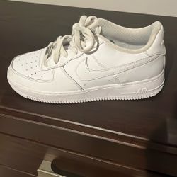 Nike White Air Forces Size 7