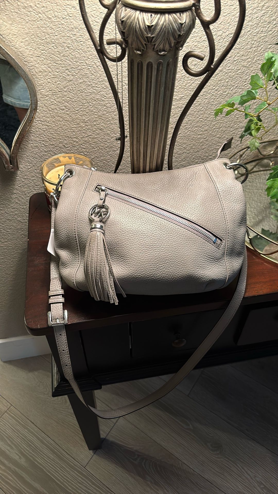 100% Authentic Michael Kors Shoulder