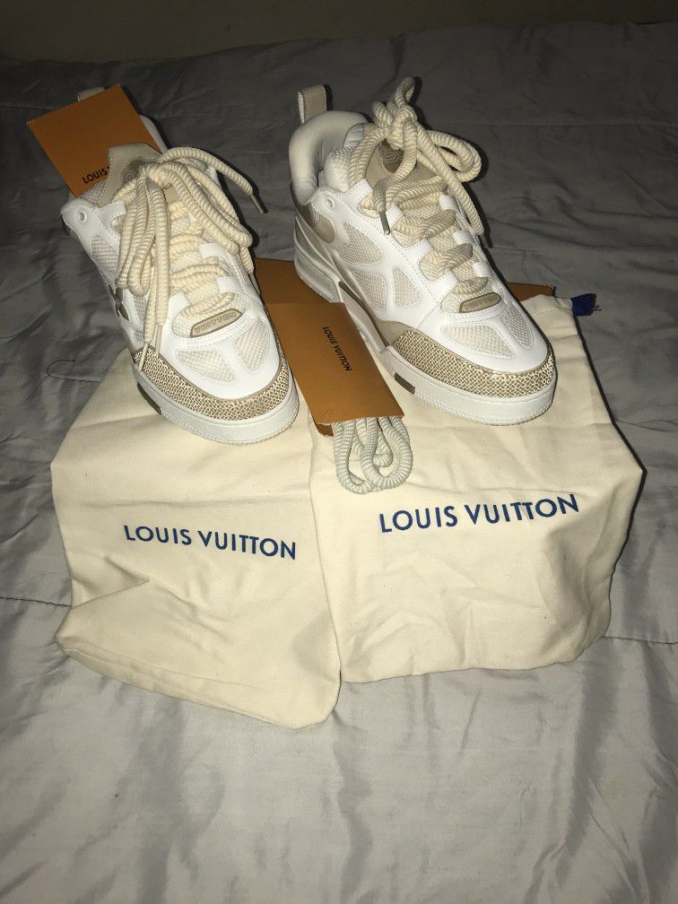 Louie Vuitton Track Sneakers