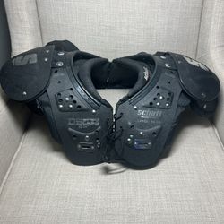 Schutt DS Flex XL Football Shoulder Pads 14 -15”32-34 Chest