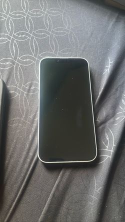 Apple iPhone 16 e