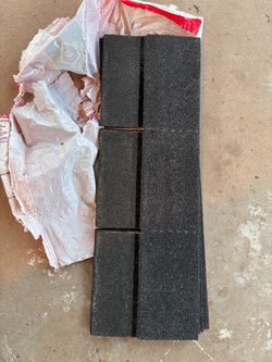 Roof shingles