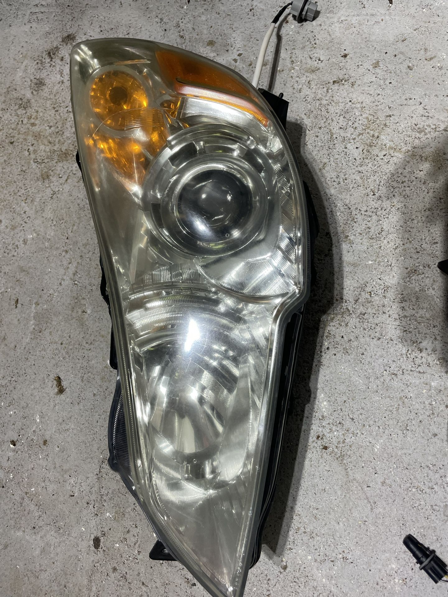 Headlights Assembly