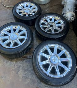 2012 Chrysler 300 18 inch wheels and tires