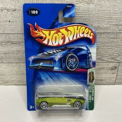 Vintage Hot Wheels Light Green ‘2003 Whip Creamer / Super Treasures Hunts • Die Cast Metal • Made in Malaysia