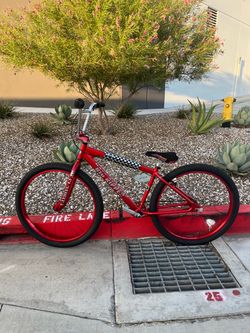 The 2022 SE Bike Red Ano 45th Anniversary Big Ripper