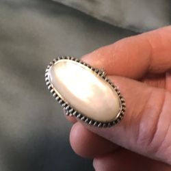 Mother Of Pearl & Silver Ring Size 6