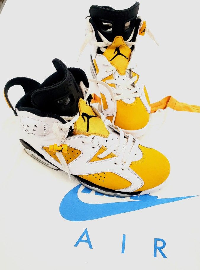 125$ Jordan 6 Yellow/Black Size 9 Like New