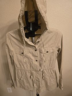 Wimens Tan Love Tree Utility Jacket. M