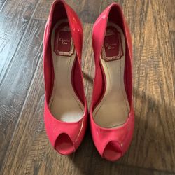 $230 Classic Christian Dior Pink Patent Leather Pump 