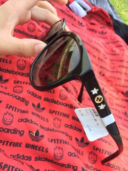 AUTHENTIC 2018 Gucci shades