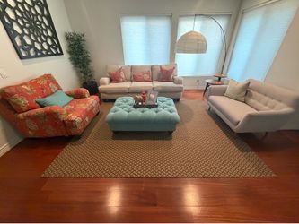 Couch and sofá