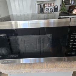 Vissani
0.9 cu. ft. 900-Watt Countertop Microwave Oven in Stainless Steel with Convection and Air Fry