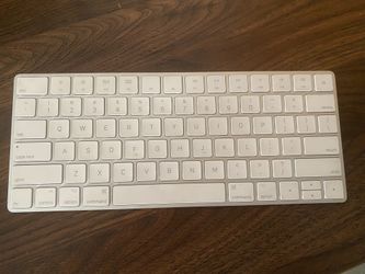 Apple Magic Keyboard with Touch ID (USB-C Version) – White