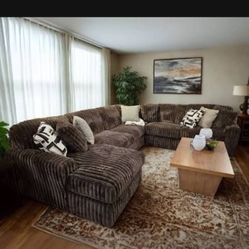 Brand New Ashley Midnight Madness Chocolate Sectional 