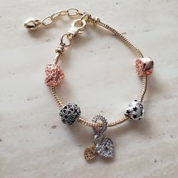 9in Long Bracelet With Charms 