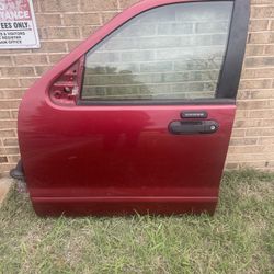 2003 Ford Exployer Drivers Door Shell And Glass