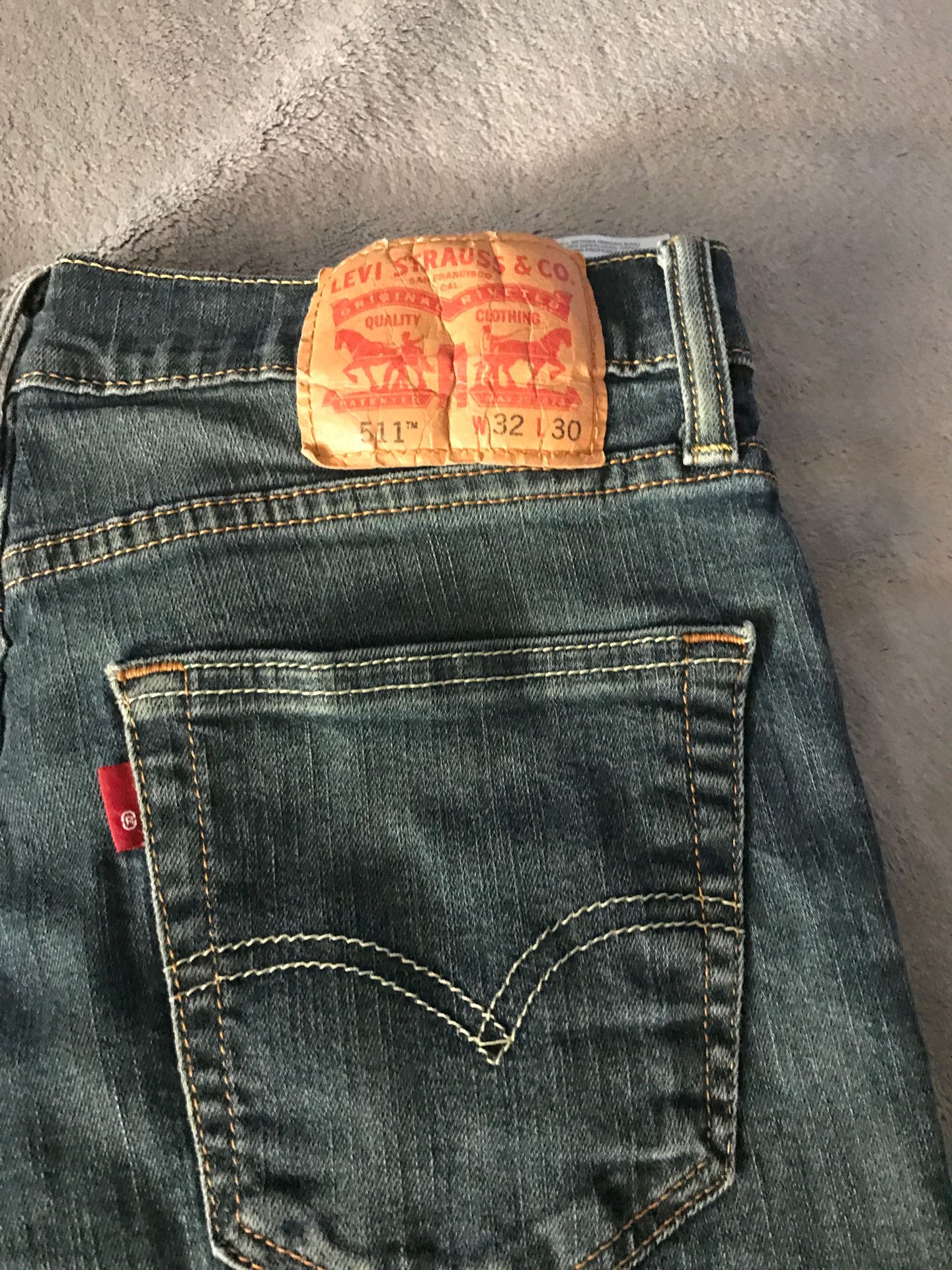 Levis