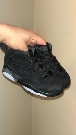 Boys shoes