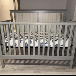 Crib like new!