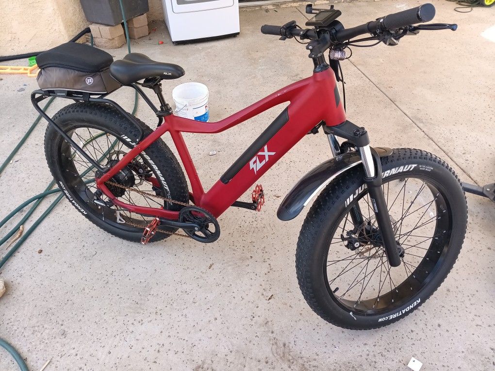 FLX electric E Bike Goes 25mph And 50 Miles Per Charge