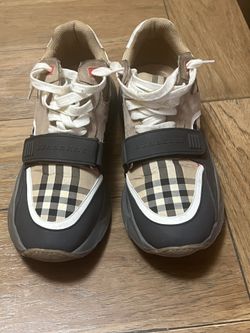 Burberry Sneakers