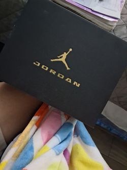 Jordan Access Court Low
White Black Gym Red