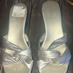Women’s Shoes 