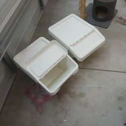 Pet Food Holder