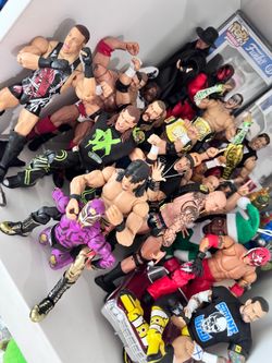 Wwe ultimate and elite figures