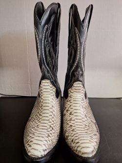 JB DILLON WHITE PYTHON BOOTS SIZE 8 EE