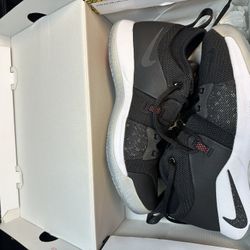 Paul George 2 (GS) Size 7Y