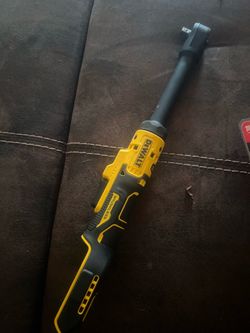 Dewalt 3/8 long neck ratchet