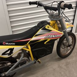 Razor MX 650 Dirt Electric Bike 