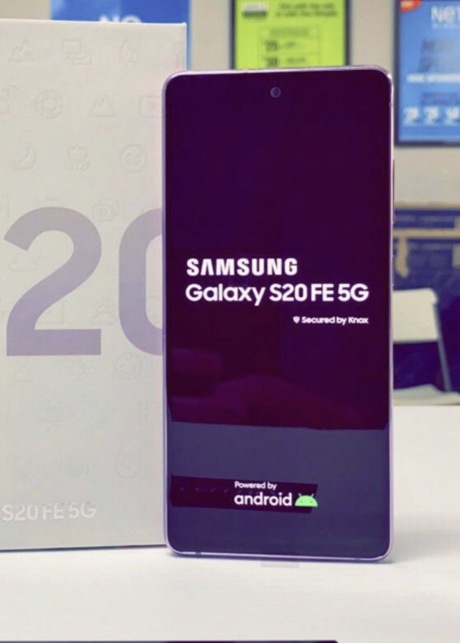 Samsung Galaxy s20 FE 5G 128 gb unlocked with store warranty