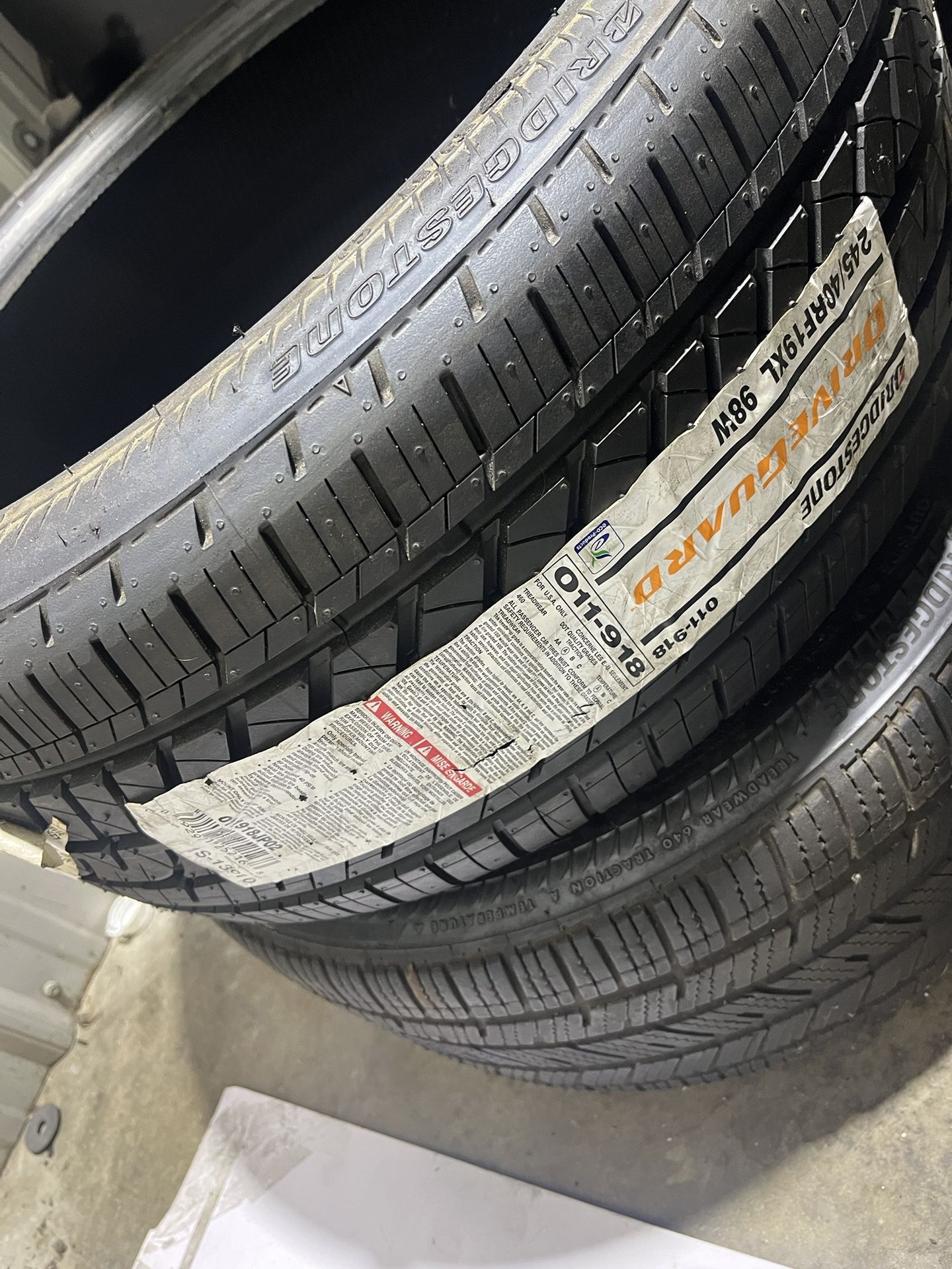 245/50/19 Run flat Bridgestone Tire 